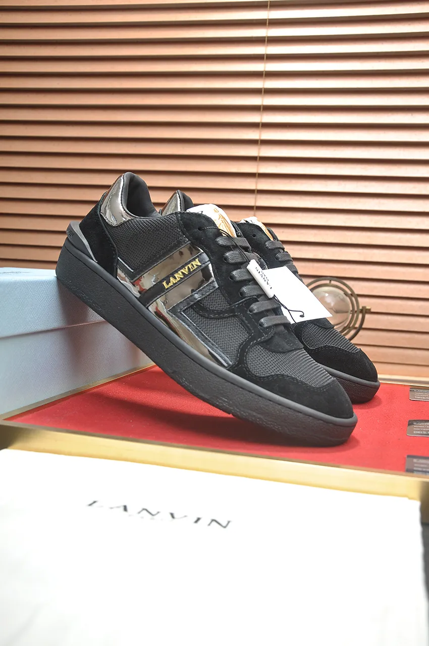 Men's men's shoes💰540💶[LANVIN] The latest lace-up fashionable casual couple sneakers, high-quality CLAY couple series‼ ️ The latest trendy products of the season 🌈Many bloggers have planted grass and purchased the original open-mold customization. The upper and outsole are sewn with mark threads without edge sealing. A variety of material splicing combination design. Very versatile for fashionable and casual wear. Comfortable on the feet. Self-recommended. Upper cowhide + cow suede + breathable mesh lining. Foot-padding cowhide. Exclusive original open-mold clear logo rubber outsole ⚠️Couple standard size 36-40 for women and 38-44 for men.
